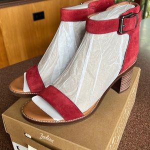 Zodiac IIsa Ankle Strap Sandal